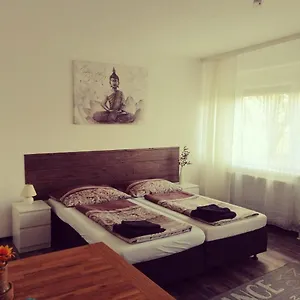 Mycrib I Free Parking I Self Check-in Graz