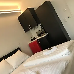 Motel Ost I Free Parking I Self Check-in, Štýrský Hradec